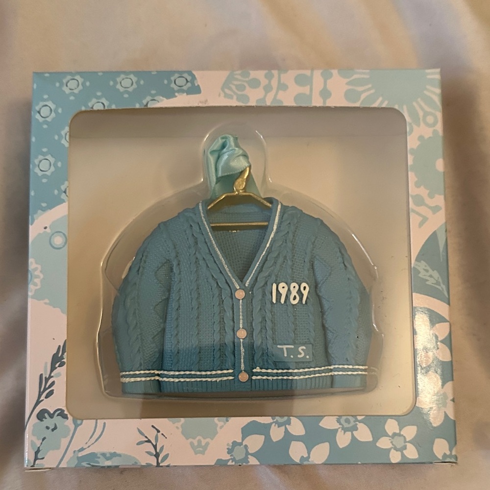 1989 Cardigan Ornament